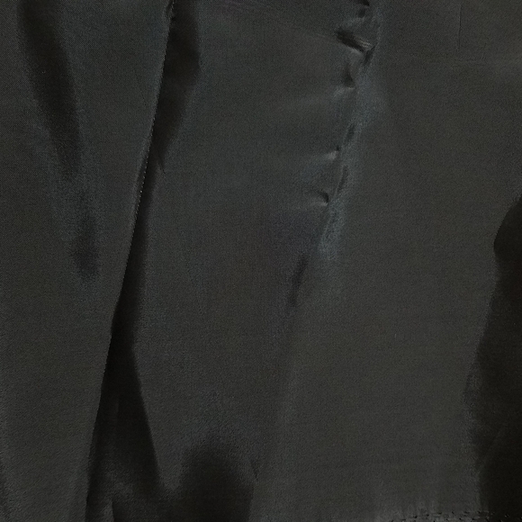 Black Lining Fabric Polyester 3 Yards 48 in. wide Cloth Dress Making Material - Picture 5 of 5